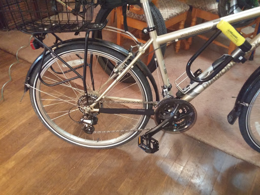 Bicycle Store «ADT Bike & Skate Shop (Arc De Triomphe Inc)», reviews and photos, 114-01 Jamaica Ave, Richmond Hill, NY 11418, USA