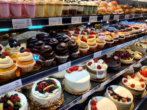 Grocery Store «Whole Foods Market», reviews and photos, 4501 Market Commons Dr, Fairfax, VA 22033, USA