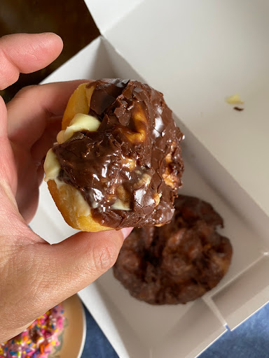 Donut Shop «Donut Hutt», reviews and photos, 1016 W Poplar Ave #111, Collierville, TN 38017, USA