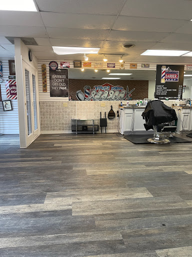 Barber Shop «Monon Square Barber Shop», reviews and photos, 620 S Rangeline Rd # Q, Carmel, IN 46032, USA