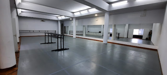 MAURO Y RAGESSI BALLET STUDIO
