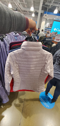 Sportswear Store «Columbia Sportswear Outlet Store at Houston Premium Outlets», reviews and photos, 29300 Hempstead Rd, Cypress, TX 77433, USA