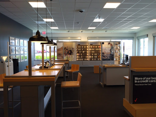 Cell Phone Store «Verizon», reviews and photos, 1003 W Patrick St, Frederick, MD 21702, USA