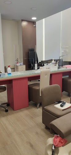 ELEGANCE - Σικυώνα