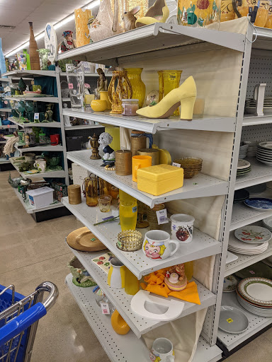 Thrift Store «Green Bay East Goodwill Retail Store & Training Center», reviews and photos