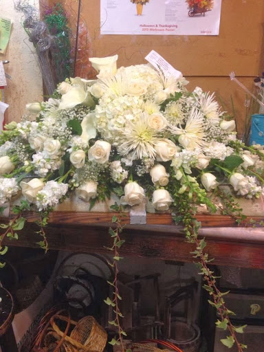 Florist «Corona Rose Flowers & Gifts», reviews and photos, 844 W 6th St, Corona, CA 92882, USA