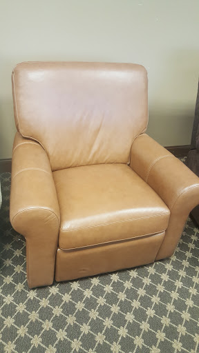 Discount Store «Midway Warehouse», reviews and photos, 4820 Atlanta Hwy, Alpharetta, GA 30004, USA