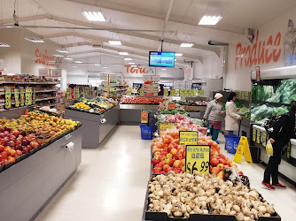 Jadan Supermarket