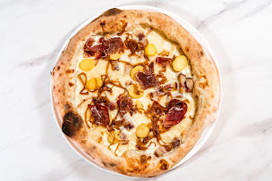 Photo n°14 de Piumina Pizza Bruz à Bruz ()
