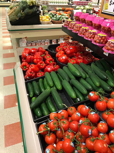 Shopping Mall «Stadium Plaza Shopping Center», reviews and photos, 10 Main St, Tewksbury, MA 01876, USA