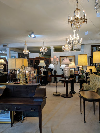 Pigfish Lane Antiques and Interiors