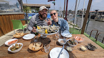 Plats et boissons du Bar-restaurant à huîtres Cabane Nacrée - vue panoramique sur le bassin à Andernos-les-Bains - n°6