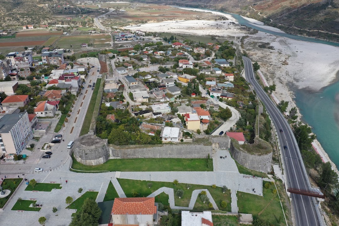 Tepelene, Arnavutluk