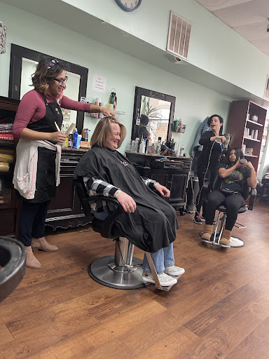 Beauty Salon «Jennys Dimension Beauty Salon», reviews and photos, 807 Broadway, Bayonne, NJ 07002, USA