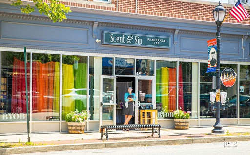 Scent & Sip
