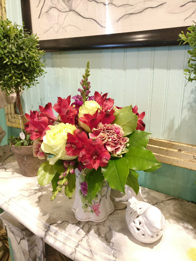 Florist «Florist Of Covington», reviews and photos, 2640 N Hwy 190, Covington, LA 70433, USA