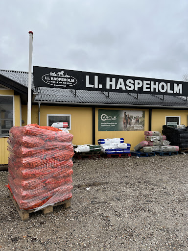 Ll. Haspeholm Hestefoder in Frederikssund, Frederikssund