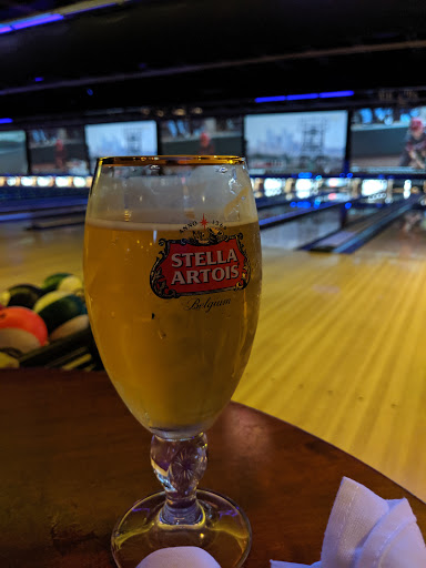 Bowling Alley «10Pin Bowling Lounge», reviews and photos, 330 N State St, Chicago, IL 60654, USA