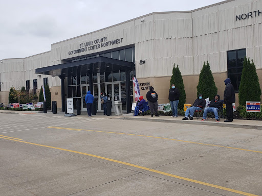 Shopping Mall «The Crossings at Northwest», reviews and photos, 500 NW Plaza, St Ann, MO 63074, USA