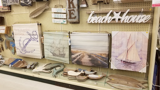 Craft Store «Hobby Lobby», reviews and photos, 3180 N College Ave #3, Fayetteville, AR 72701, USA