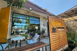 Vivien House Restaurant image