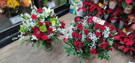 Florist «Flowerama», reviews and photos, 7584 Pearl Rd, Cleveland, OH 44130, USA