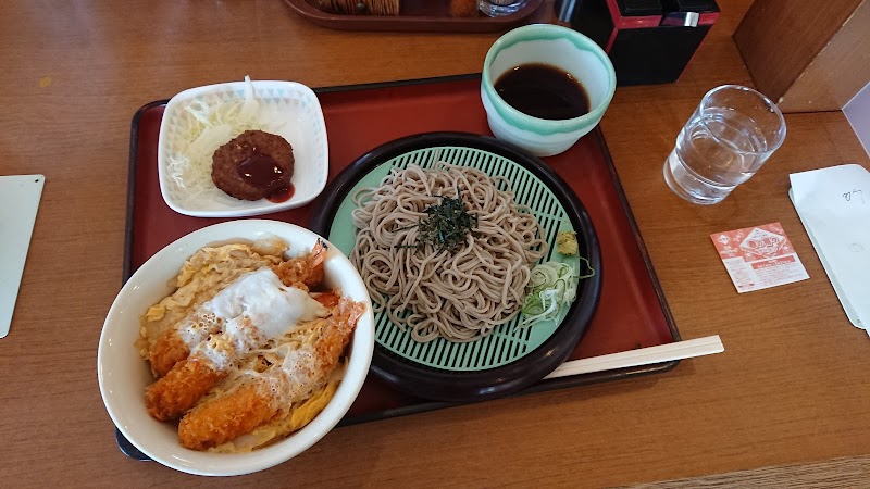 山田うどん食堂 熊谷140号バイパス店