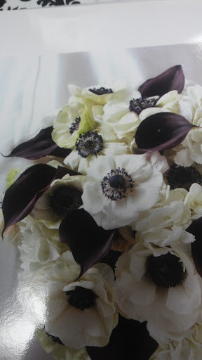 Florist «BELLA ROSE», reviews and photos, 303 E Foothill Blvd, Rialto, CA 92376, USA