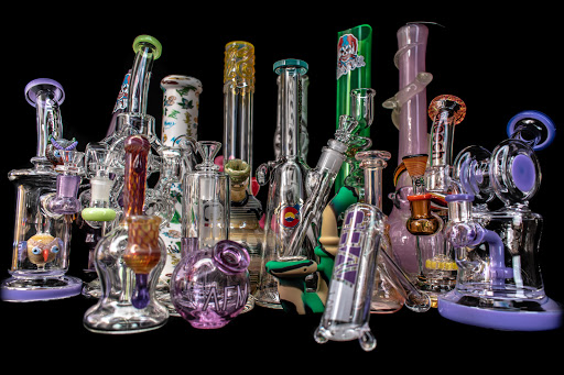 Tobacco Shop «410 Smoke Shop», reviews and photos, 2529 Mountain Rd, Pasadena, MD 21122, USA