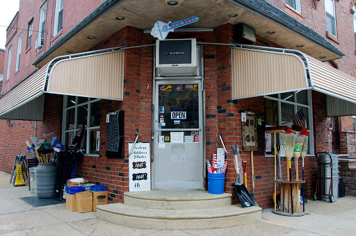 Hardware Store «Ritner Hardware Store», reviews and photos, 1641 W Ritner St, Philadelphia, PA 19145, USA