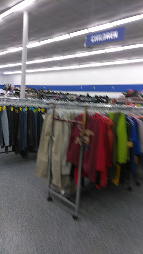 Thrift Store «St Vincent de Paul Kenosha Thrift Store», reviews and photos, 7531 30th Ave, Kenosha, WI 53142, USA