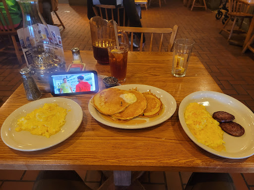 American Restaurant «Cracker Barrel Old Country Store», reviews and photos, 7995 Senoia Rd, Fairburn, GA 30213, USA