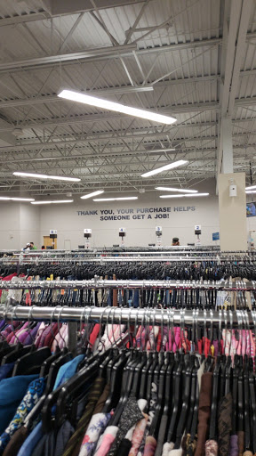 Non-Profit Organization «Goodwill Store & Donation Center», reviews and photos, 351 E Roosevelt Rd, Lombard, IL 60148, USA