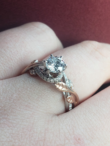 Jewelry Repair Service «Glenn Fisher Jewelry Inc», reviews and photos, 2380 Manchester Rd, Akron, OH 44314, USA