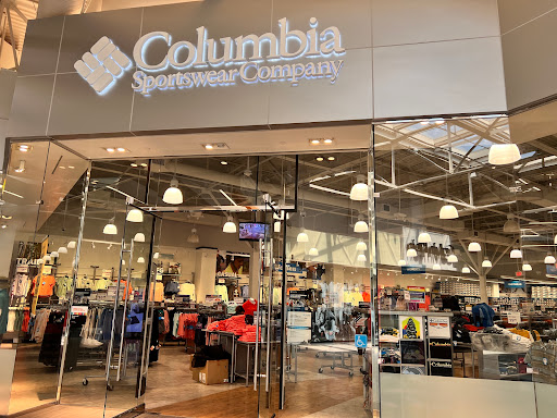 Sportswear Store «Columbia Sportswear Outlet Store», reviews and photos, 447 Great Mall Dr, Milpitas, CA 95035, USA