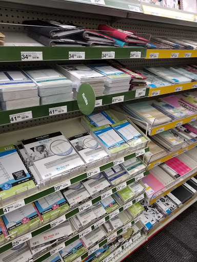 Office Supply Store «Staples», reviews and photos, 1167 Berkshire Blvd, Wyomissing, PA 19610, USA