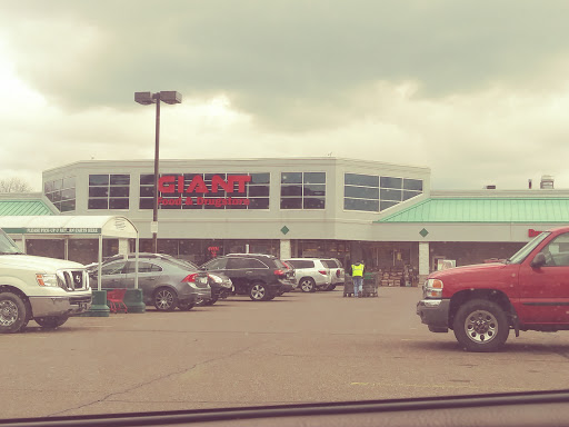 Grocery Store «Giant Food Stores», reviews and photos, 328 Church St, Danville, PA 17821, USA