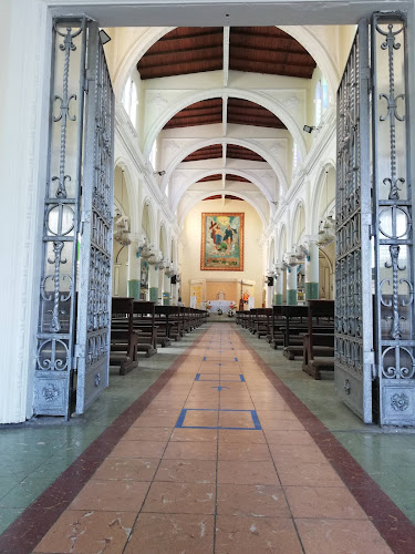 Iglesia Católica Espíritu Santo | Guayaquil - Iglesia