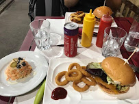 Plats et boissons du Restaurant de hamburgers Les Tontons Burgers à Lyon - n°6