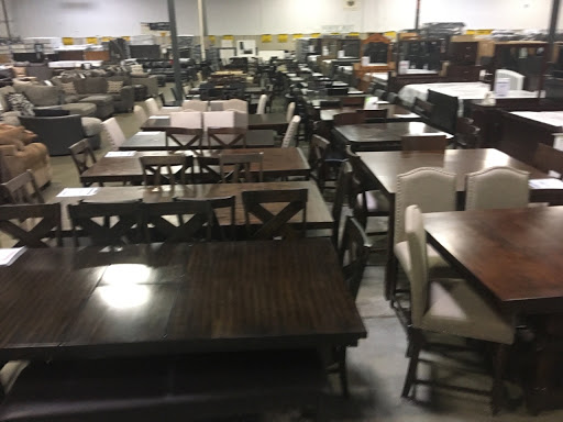 Furniture Store «American Freight Furniture and Mattress», reviews and photos, 4782 Muhlhauser Rd, Hamilton, OH 45011, USA