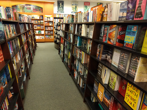 Book Store «Barnes & Noble», reviews and photos, 58 S 32nd St, Camp Hill, PA 17011, USA