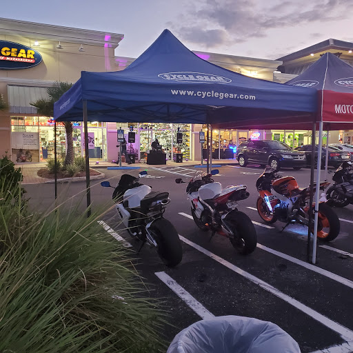 Motorcycle Parts Store «Cycle Gear», reviews and photos, 11702 Beach Blvd #105/106, Jacksonville, FL 32246, USA