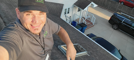 Roofing Contractor «New Edge Improvement Roofing Companies Chicago», reviews and photos, 7151 W Belmont Ave, Chicago, IL 60634, USA
