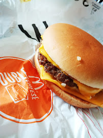 Cheeseburger du Restauration rapide McDonald's à Blois - n°4