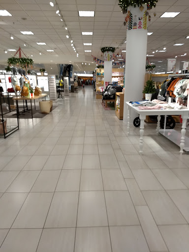 Department Store «Nordstrom Alderwood Mall», reviews and photos, 3200 184th St SW, Lynnwood, WA 98037, USA