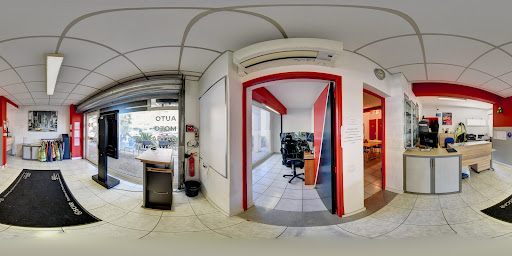 Cer Dragster à Cagnes-sur-Mer, Alpes-Maritimes