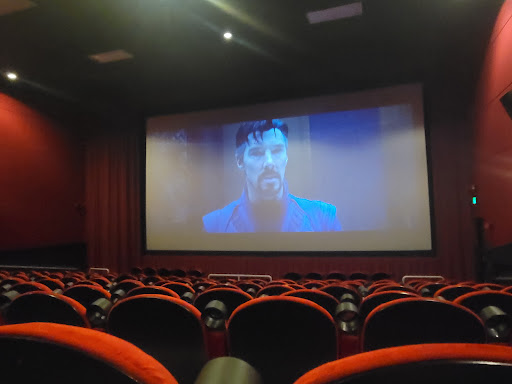 Movie Theater «Regal Cinemas Village Square 18», reviews and photos, 9400 W Sahara Ave, Las Vegas, NV 89117, USA