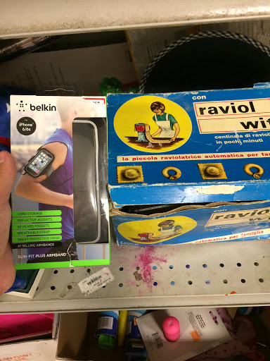 Thrift Store «Goodwill», reviews and photos