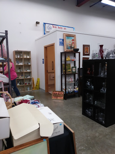 Thrift Store «St.Vincent De Paul Thrift Store», reviews and photos