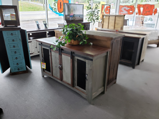 Furniture Store «Furniture & Mattress Discounters», reviews and photos, 424 W Memorial Dr, Dallas, GA 30132, USA